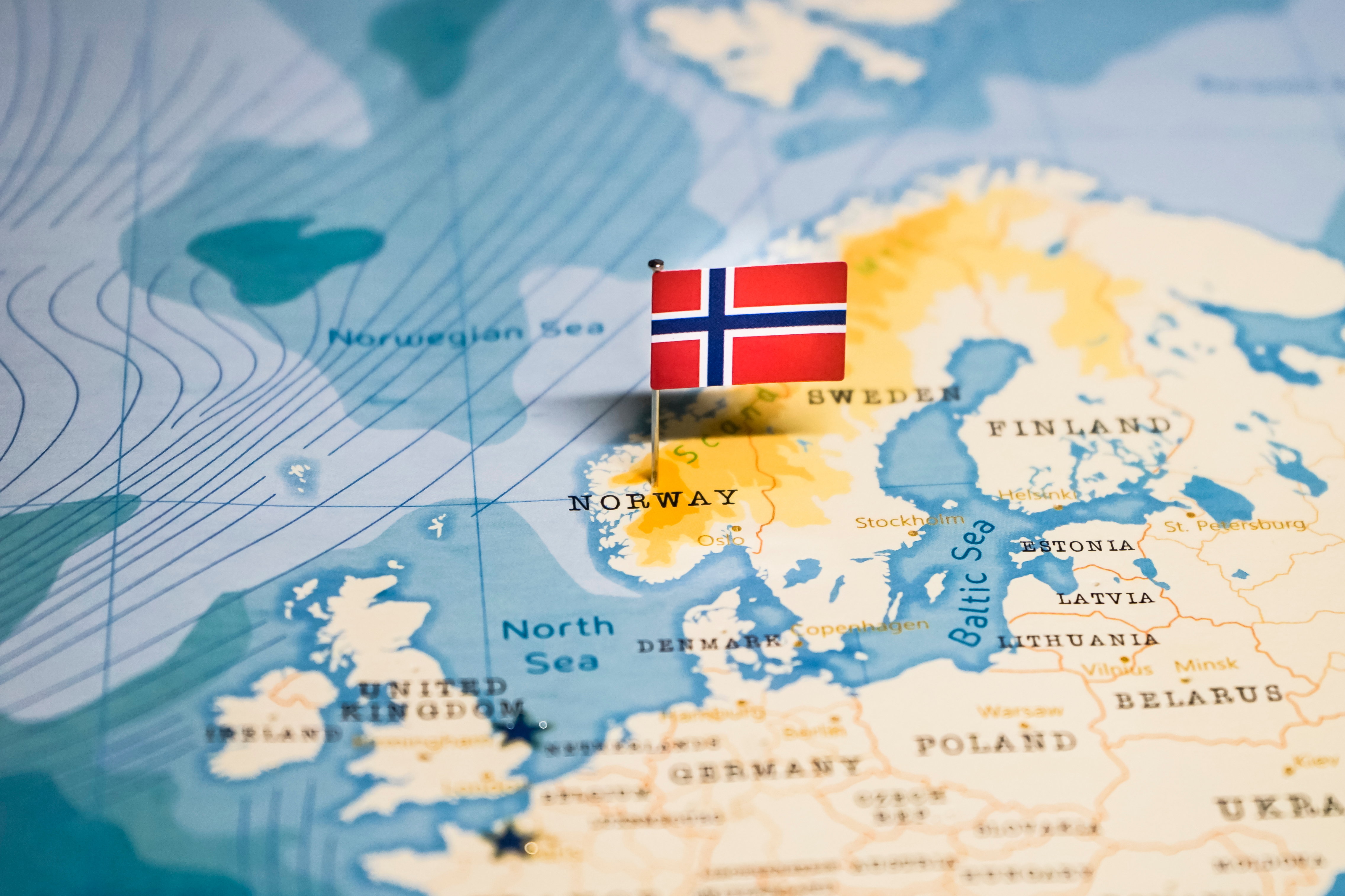 Флаг Норвегии, ВНЖ которой могут получить иностранцы