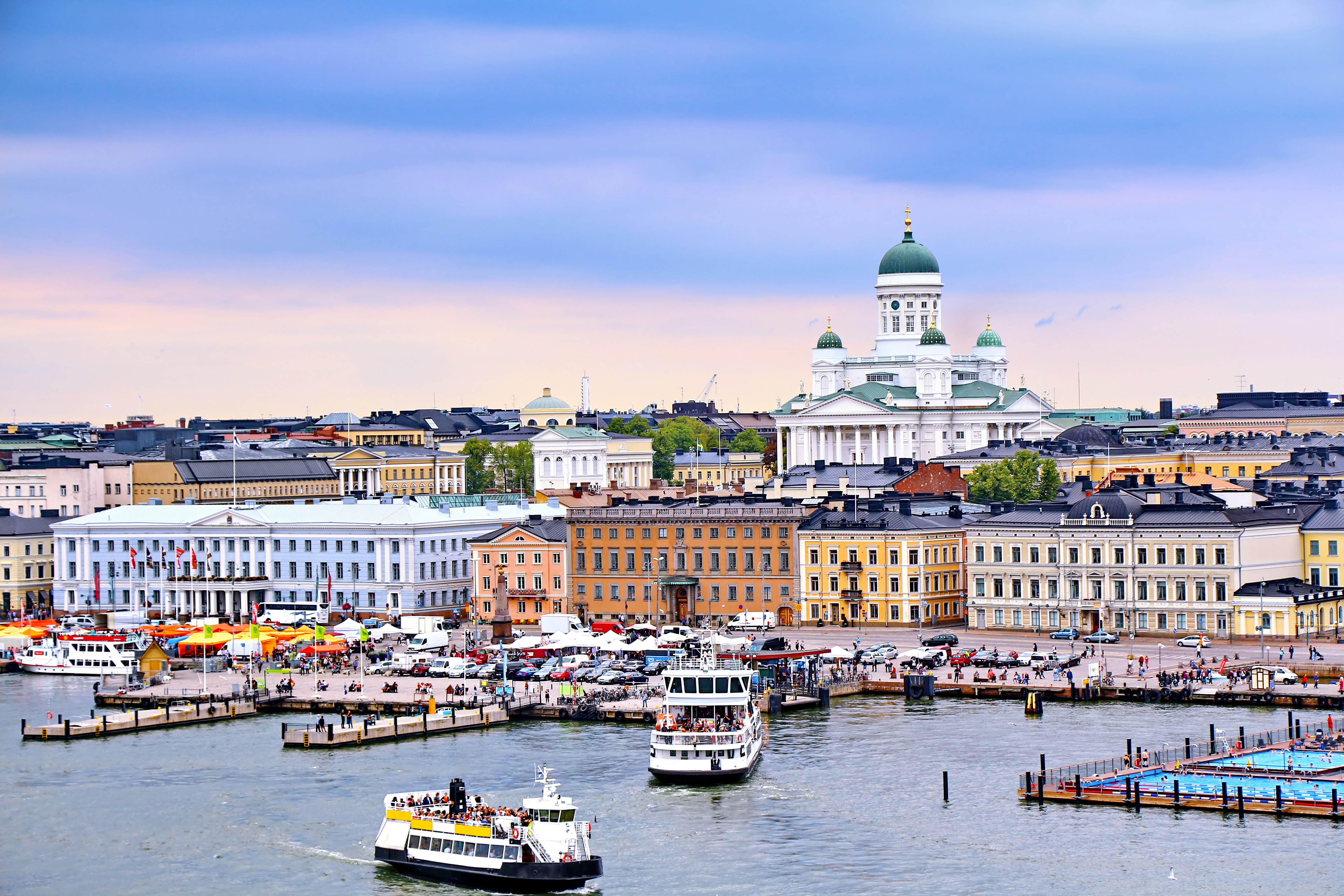 Хельсинки, столица Финляндии, ПМЖ которой могут получить иностранцы