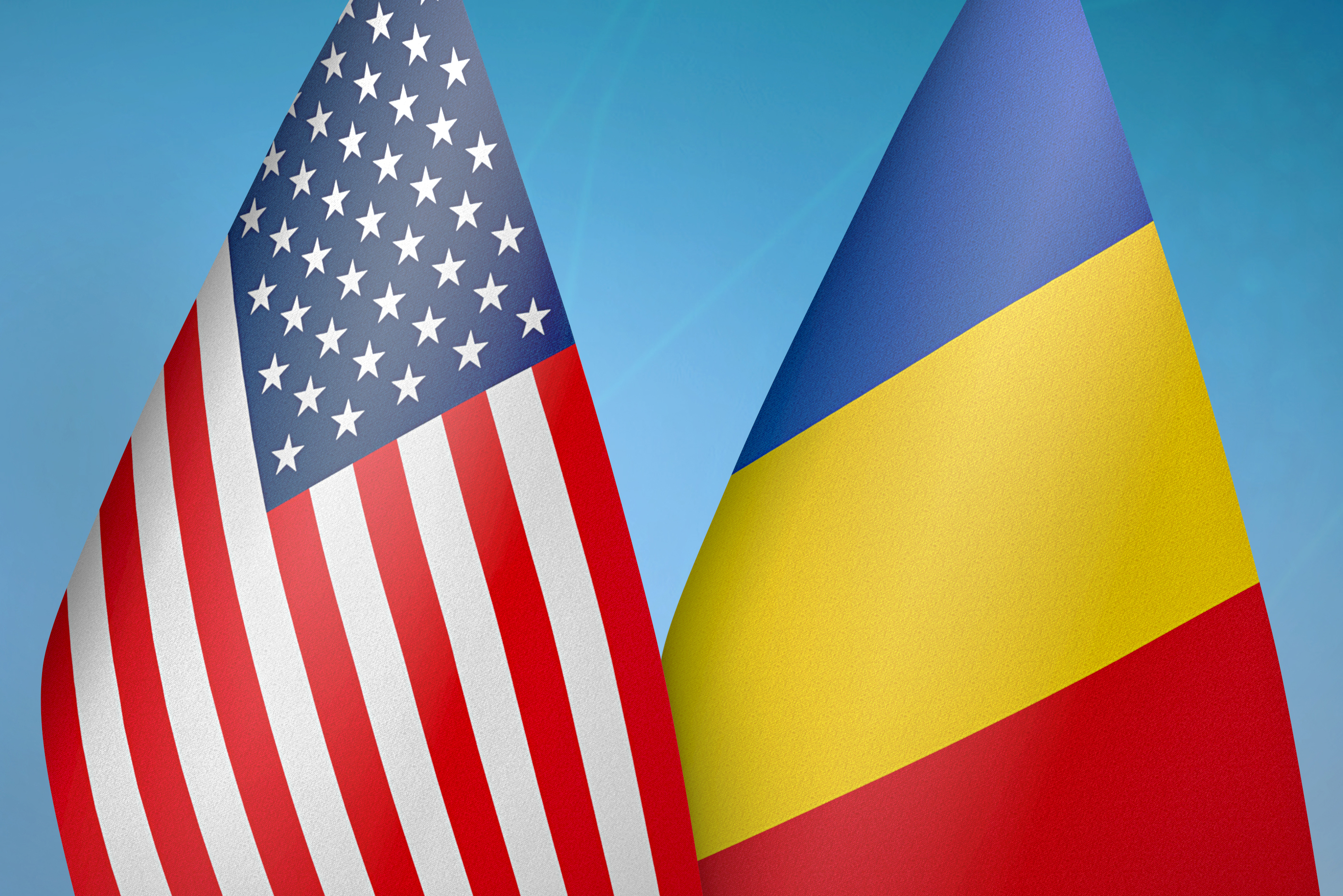 Флаги США и Румынии