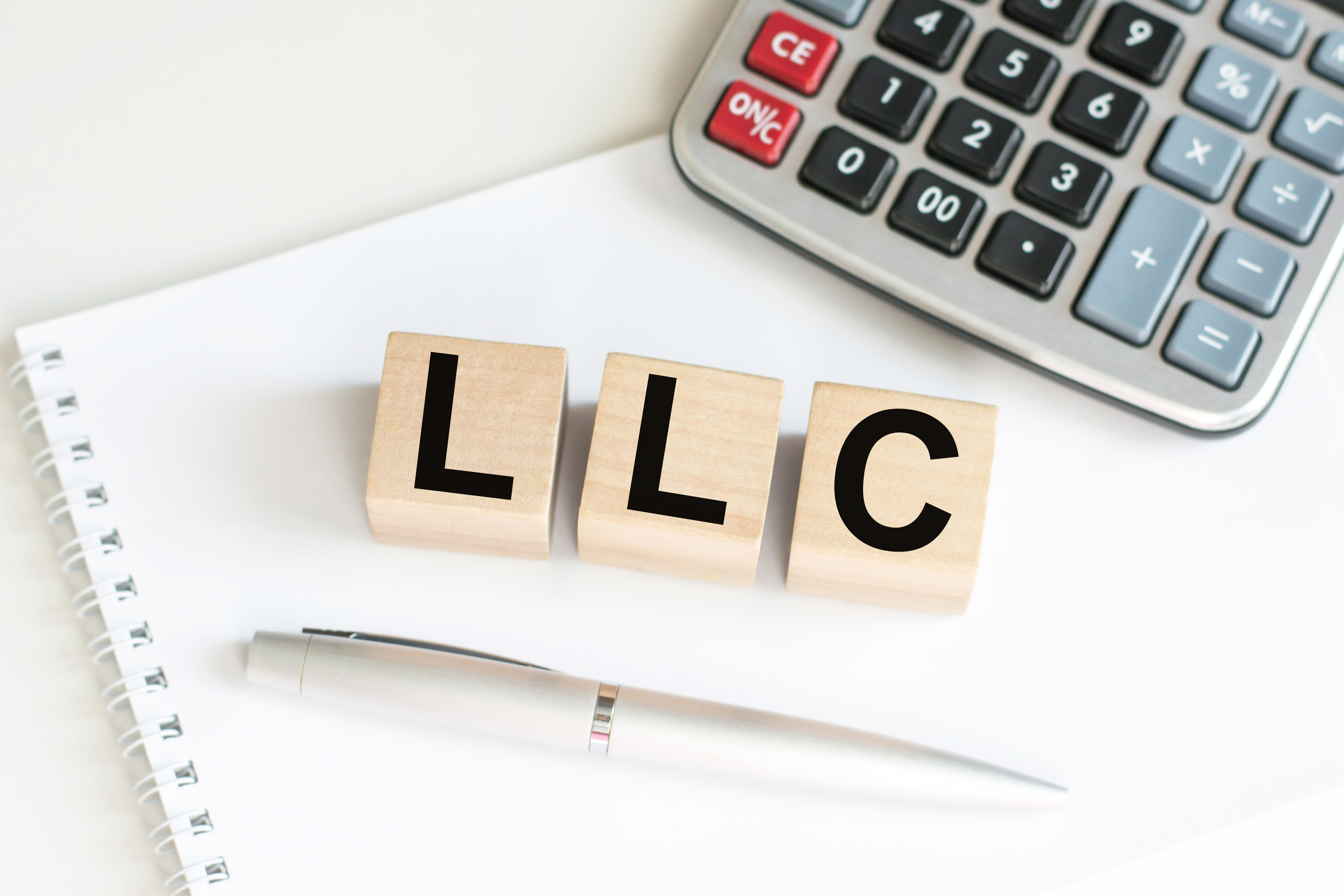 Что значит LLC в названии компании и как ее открыть